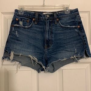 Abercrombie & Fitch High Rise Mom Short, Size 28/6